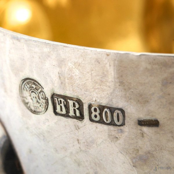 Lotto di 16 bicchieri in argento Brandimarte con decorazioni a sbalzo e interno vermeil, XX secol...