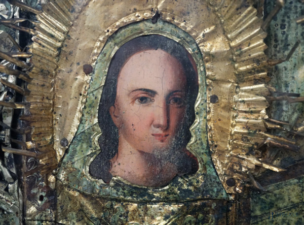 Icona raffigurante l'Annunciazione, Russia, XIX secolo, con riza in metallo dorato, cm 41,5x37, e...