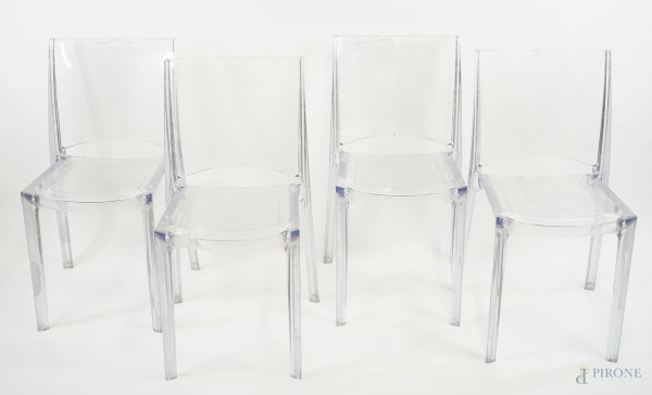 Quattro sedie di design in plexiglass trasparente, cm h 82, XX secolo,  (difetti)