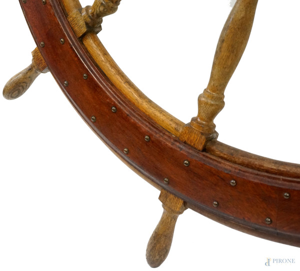 Grande timone da nave in legno, sec. XIX-XX, diametro cm 168