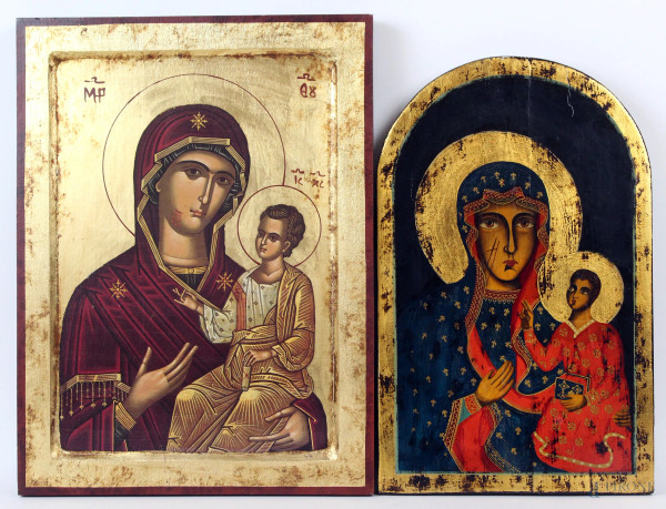 Lotto di due icone raffiguranti Madonna con Bambino, olio su tavola, misure max cm 40x30, XX secolo