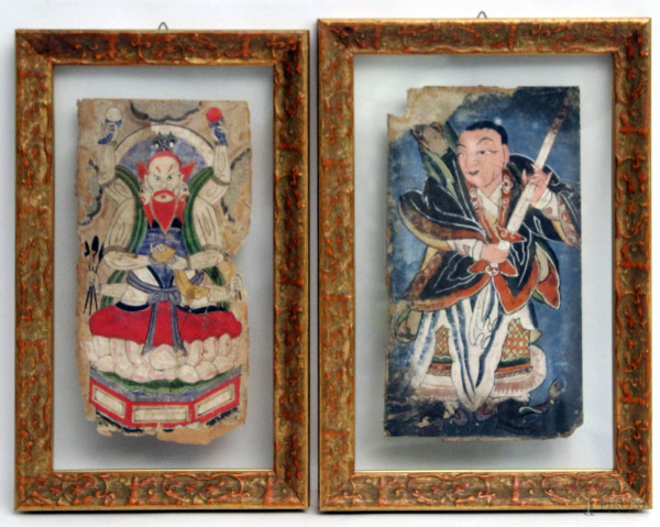 Lotto composto da due dipinti raffiguranti  guerriero e divinit&#224; cinese, tempere e acquarelli su carta 30x17 cm, Cina XIX sec, siglato sul retro, entro cornici.,