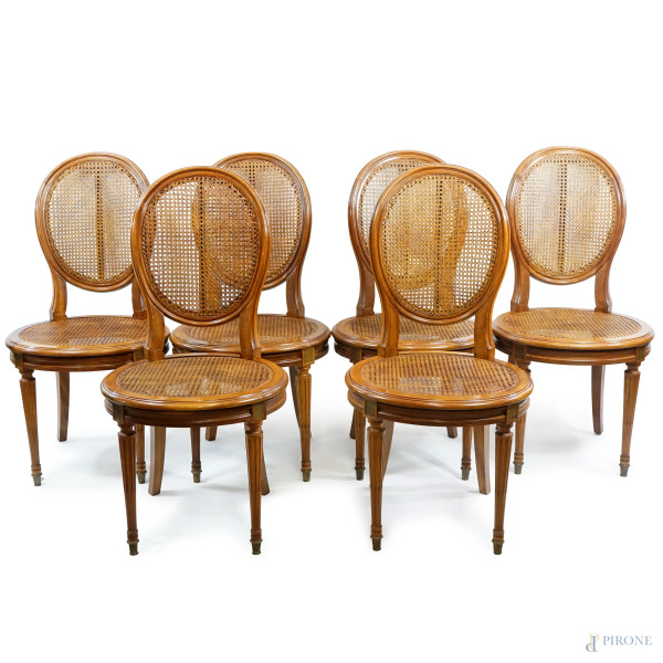 Sei sedie stile Luigi XVI in mogano biondo con seduta e schienale in canneté, gambe scanalate, fine XIX secolo, cm h 97x44,5x49