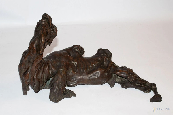 Cammello, scultura in bronzo brunito, h. 27, lung. 41 cm, XVIII sec, (difetti).