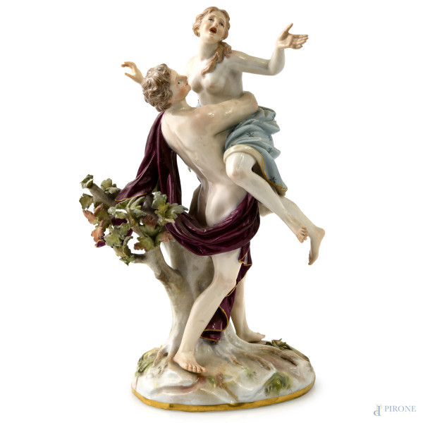 Gruppo in porcellana policroma Meissen raffigurante Apollo e Dafne, XIX-XX secolo, altezza cm 23, (segni di usura, rotture, restauri)
