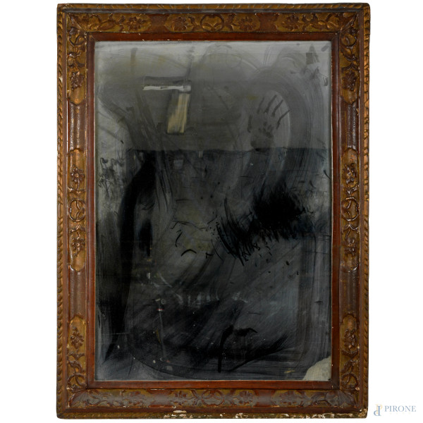 Specchiera in legno intagliato e dorato, XIX secolo, cm 111x85, (difetti)
