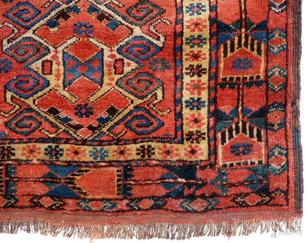 Tappeto persiano, cm 378x168 circa, (difetti)