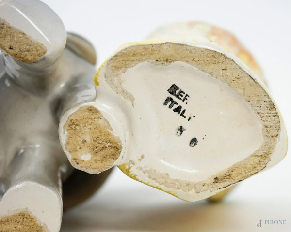 Asinello ed elefante, lotto di due sculture in ceramica smaltata policroma, alt.max cm 19,5, XX s...