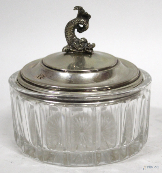 Zuccheriera in vetro con coperchio in argento, H 10 cm.
