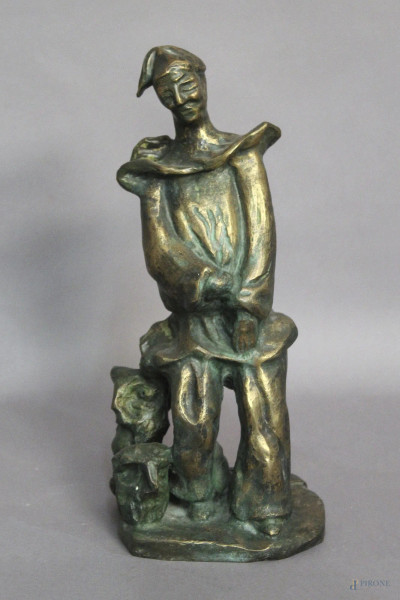 Pulcinella, scultura in bronzo, H 34 cm.