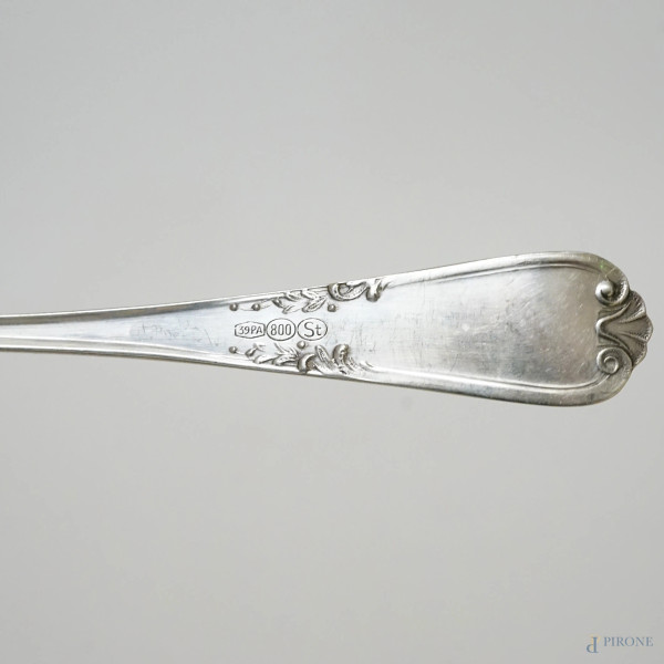 Servizio di posate in argento composto da 12 coltelli grandi, 12 coltelli piccoli, 12 forchettine...