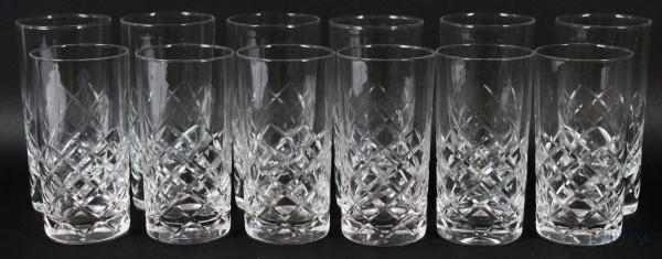 Dodici bicchieri in cristallo molato, altezza max 13 cm, (due diverse misure).
