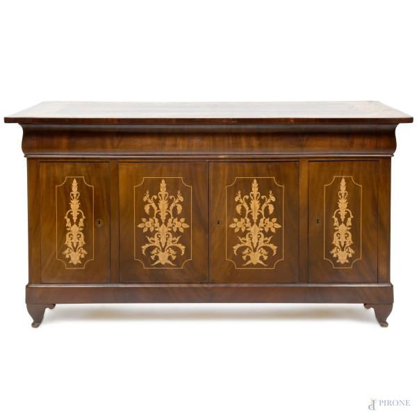 Scrittoio in legno intarsiato, inizi del XX secolo, cm 80x143x72, (difetti)