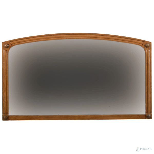 Specchio con cornice in stile Liberty, XX secolo, cm 60,5x104, (segni di usura, scalfiture, difetti)