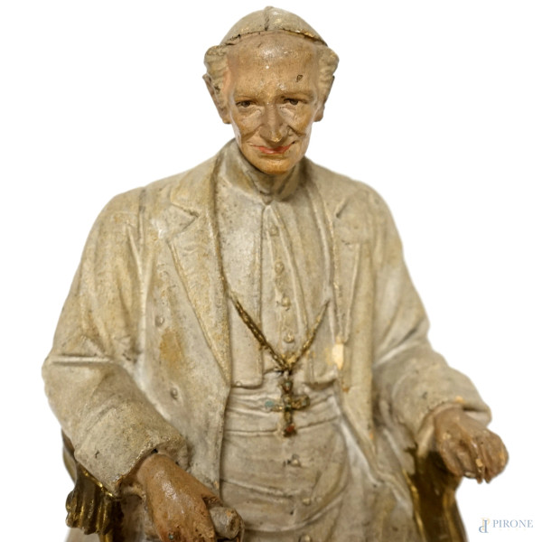 Scultura in gesso policromo rappresentante papa Leone XIII (Anno Santo MDCCCC), firmata Maggi, XX...