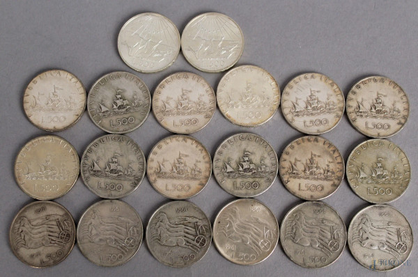 Lotto composto da venti monete da 500 lire in argento, gr. 210.