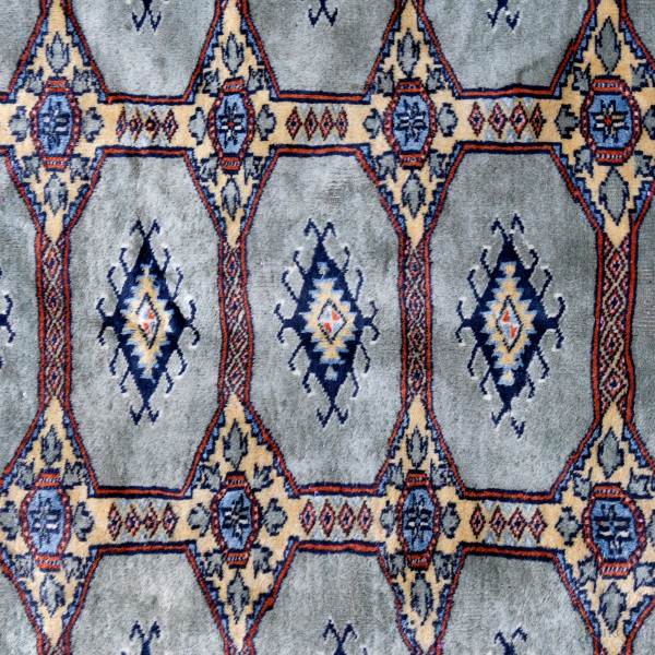 Tappeto, cm 230x158, (segni di usura)