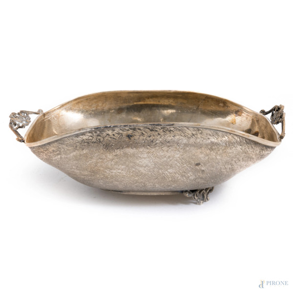 Lotto di oggetti in argento, misure massime cm 6,5x20x13, peso complessivo gr 650