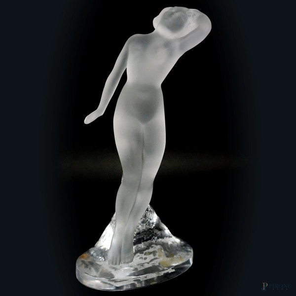 Nudo femminile, scultura in crtistallo Lalique, firmato sotto la base "Lalique France", seconda metà del XX secolo, cm h 24,5