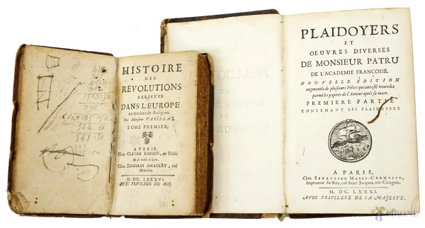 Lotto di due antichi volumi francesi, (difetti). 