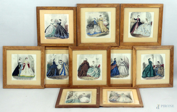 Dieci stampe colorate raffiguranti nobildonne in abiti alla moda, misure max cm 25x23,5, XIX secolo, entro cornici, (difetti).