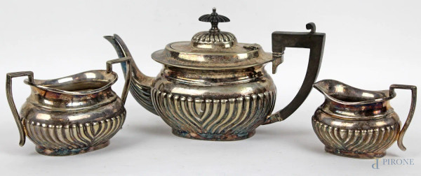 Servizio da thè in metallo argentato, Inghilterra, primi '900, altezza cm 13