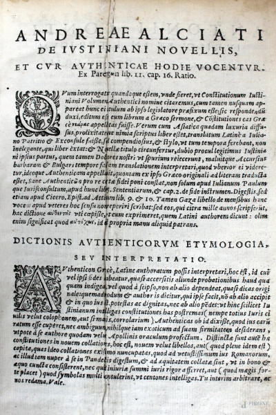 Lotto di due libri del XVII secolo (mancanze)