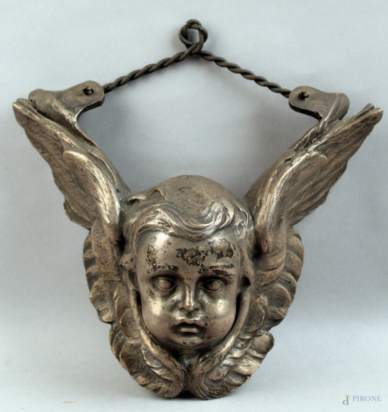 Testa di putto alato, scultura in bronzo argentato, periodo XIX sec, altezza 24 cm.