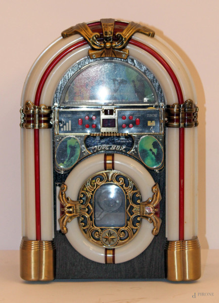 Vecchia radio forma di Joke - Box, h.41 cm