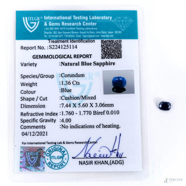 Zaffiro naturale blu, taglio a cuscino, ct. 1,36, corredato di certificato gemmologico rilasciato da ITLGR