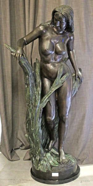 Scultura in bronzo raffigurante nudo femminile, altezza cm 148, firmata A. Carrier, base in marmo