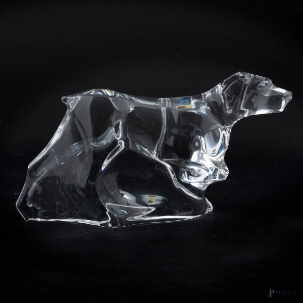 Scultura in cristallo Baccarat raffigurante cane, XX secolo, cm 9,5x15, (segni di usura, graffi superficiali)