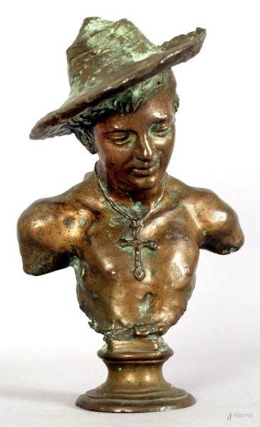 Scugnizzo, scultura in bronzo, altezza 24 cm, firmato e timbro fonderia.