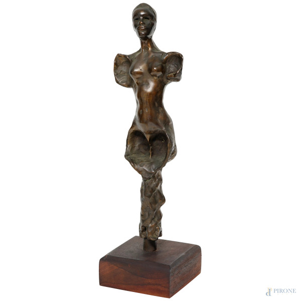 Ugo Attardi - Figura femminile, multiplo in bronzo 7/50, altezza cm 37, base in legno