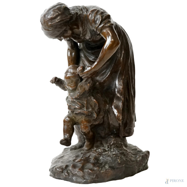 Antonio Ugo - Primi passi, scultura in bronzo, cm h 35.