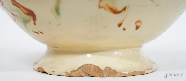 Zuppiera con coperchio in ceramica effetto marmorizzato, XX secolo, altezza cm 21 (difetti)