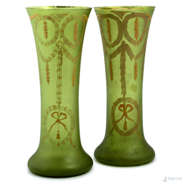 Lotto di due vasi in vetro satinato verde con decori a festoni dorati, XX secolo, altezza cm 29, (segni di usura)