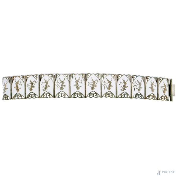 Bracciale in argento e smalto bianco con decori rappresentanti odalische, peso gr. 40, lunghezza cm 18