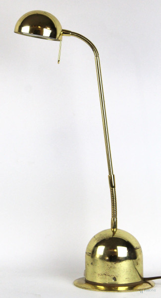 Lampada da scrivania Massive in ottone, altezza cm 58, (segni di usura)