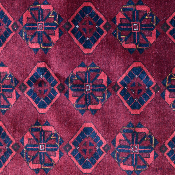 Tappeto bukara, cm 209x128, (usura del tempo, lievi difetti)