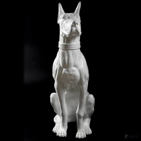 Alano, XX secolo, scultura in maiolica bianca, altezza cm 102, (restauri, difetti)