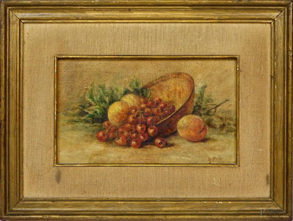 Natura morta con frutta, olio su cartone telato, cm 15x25,5, firmato, entro cornice.