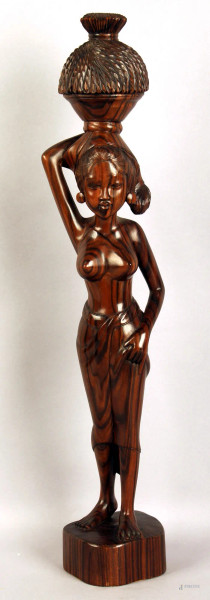 Donna africana, scultura in legno altezza 49 cm.