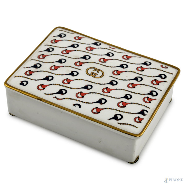 Portagioie in porcellana Gucci, XX secolo, cm 4x13,5x9,5, (segni di usura)