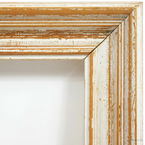 Lotto di 3 cornici diverse, ingombro max cm 54,5x42,5, interno max cm 36,4x48