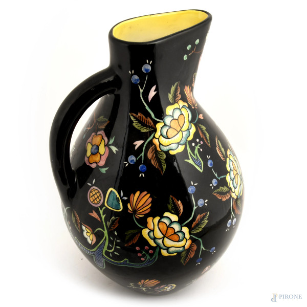 Produzione Lenci, Brocca dipinta a fondo nero con decorazioni floreali, cm 44x26, (difetti)