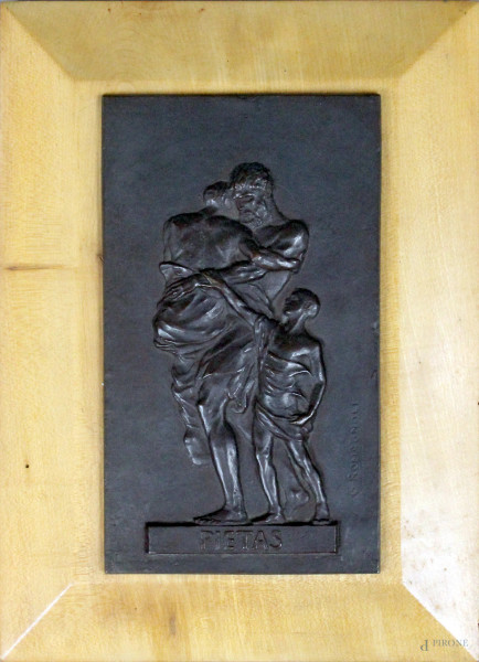 Giuseppe Romagnoli - Pietas, bassorilievo in bronzo, su supporto ligneo, cm 22,5x13