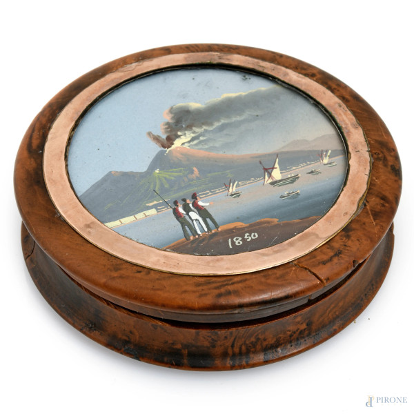 Scatola in bachelite con miniatura del Vesuvio al coperchio, XIX-XX secolo, diametro cm 8,5, (rotture,scalfiture)