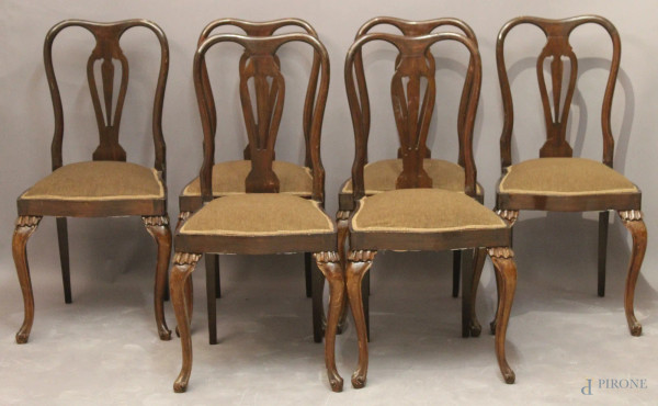 Lotto di sei sedie in mogano con sedile in velluto, inizi XX° sec.