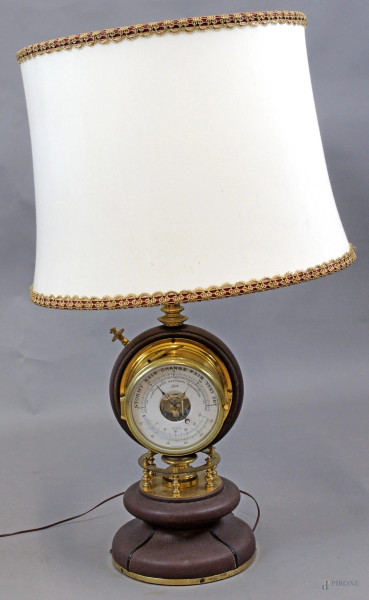 Gucci, orologio e barometro montati a lampada, altezza cm 82 (compreso paralume).